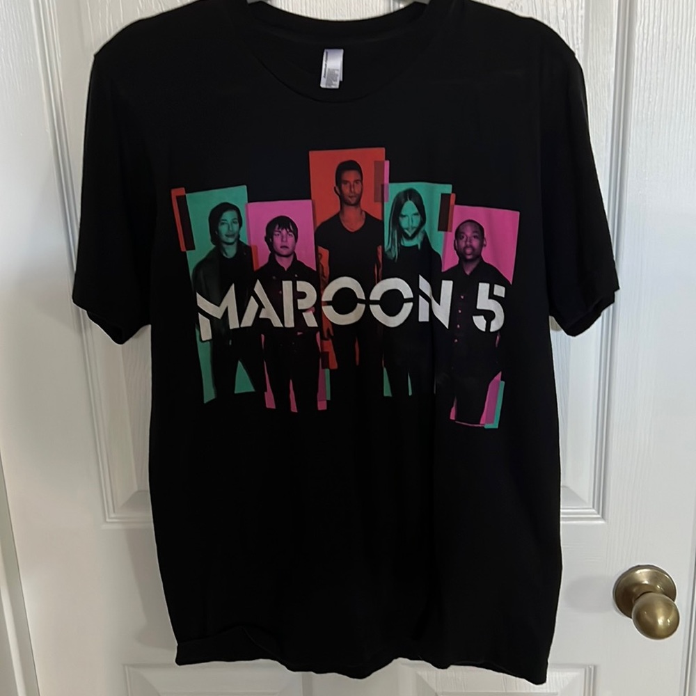 Maroon 5 concert shirt 2013